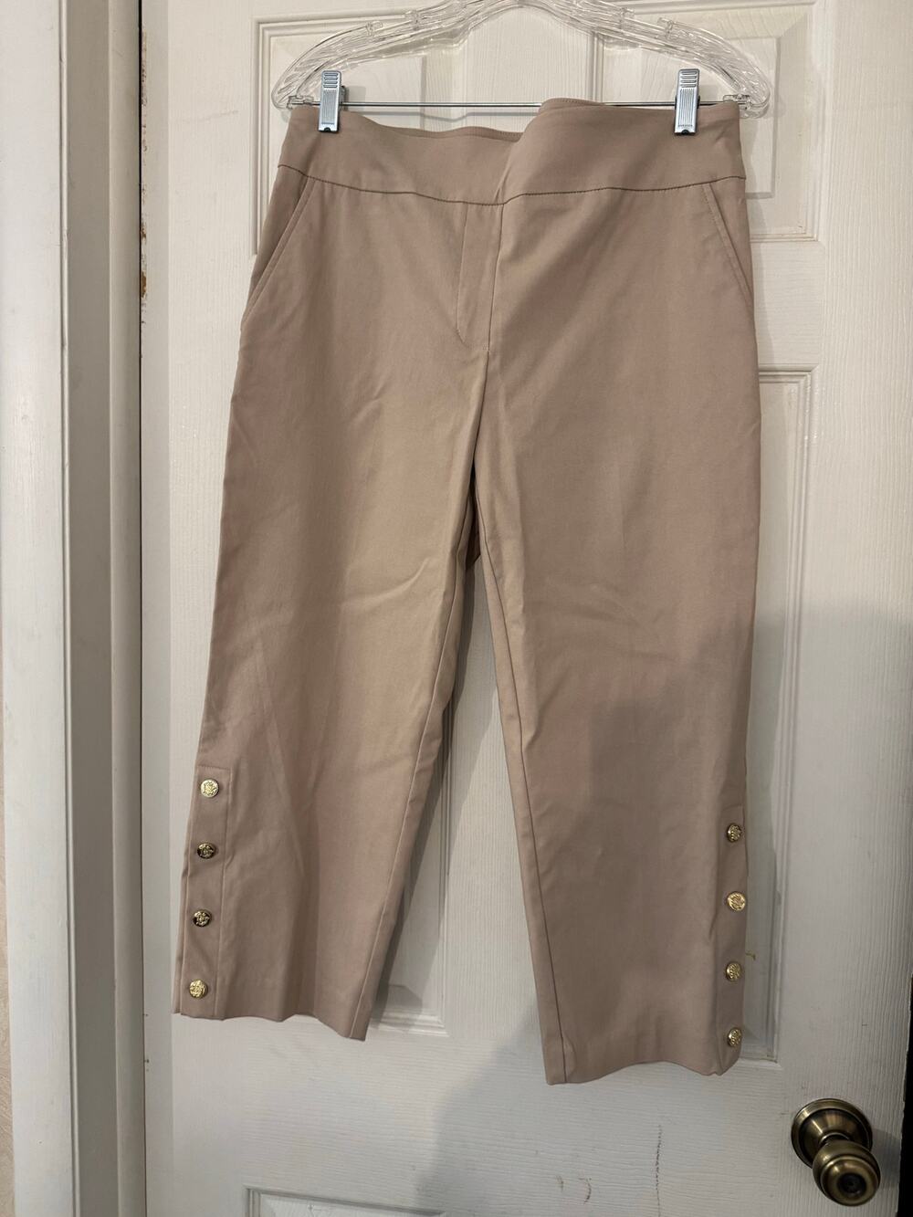 Liz Claiborne April Khaki Gold Button Hem Crop Trousers Stretch Pants Size 10